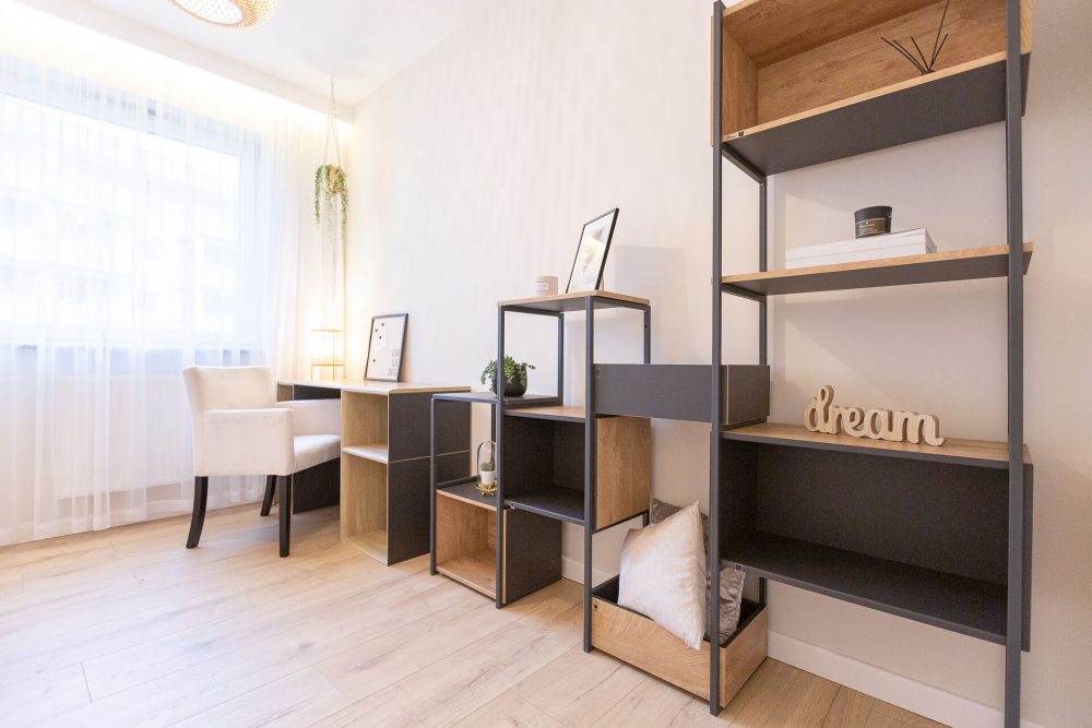 Biuro domowe z Home Office i Home Store. Meble Melaco w aranżacji architekta wnętrz